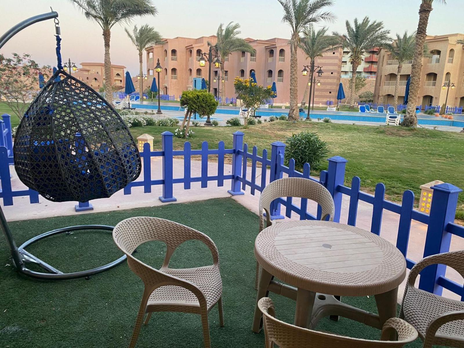 Special Chalets In Porto South Beach Families Айн-Сохна Номер фото