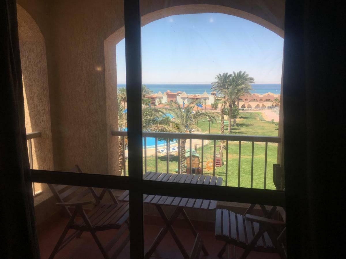 Special Chalets In Porto South Beach Families Айн-Сохна Экстерьер фото
