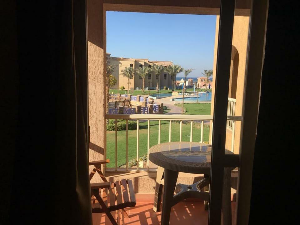 Special Chalets In Porto South Beach Families Айн-Сохна Экстерьер фото